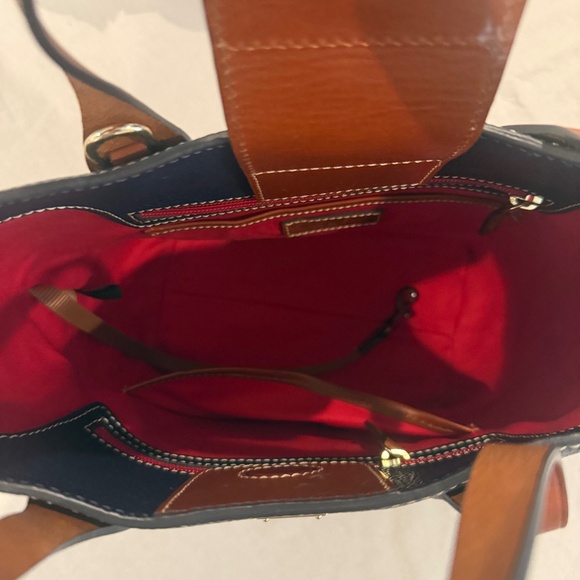 Dooney & Bourke Est. 1975 Navy & Tan Leather Bag - Picture 7 of 9